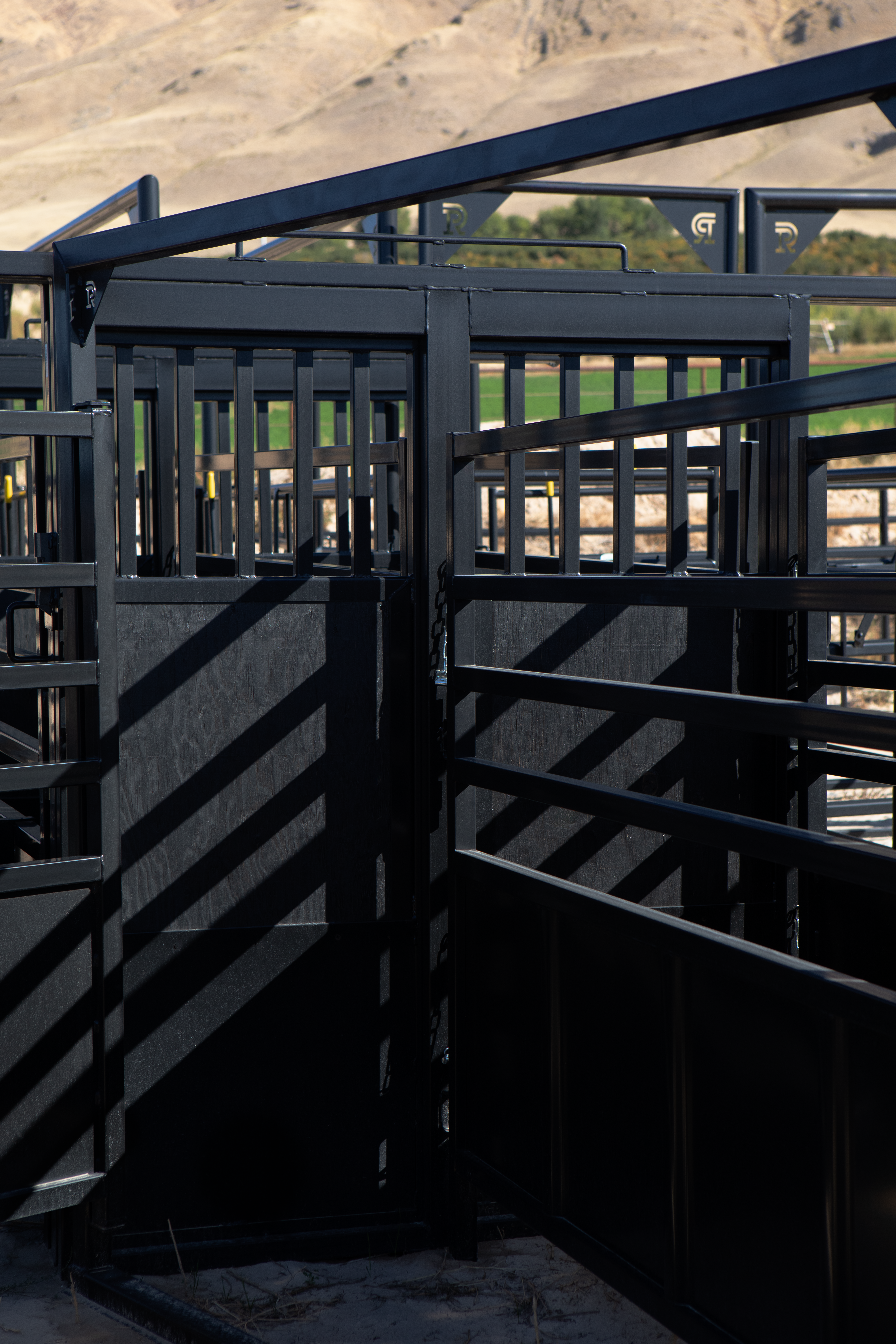 ROLL_GATES