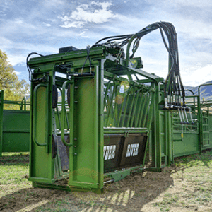 HC2500 Hydraulic deluxe squeeze chute from Powder River